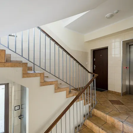 Nowolipki Now & Wow Warszawa