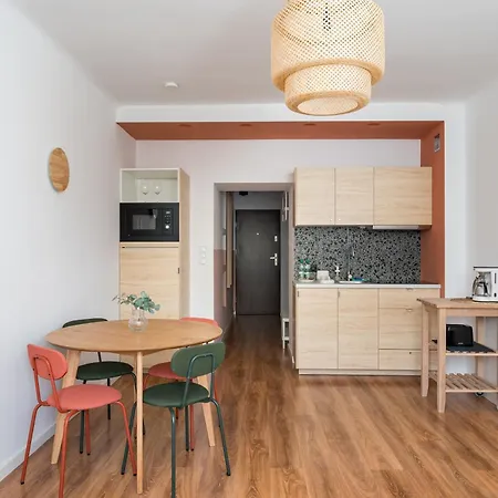 Nowolipki Now & Wow * Warszawa