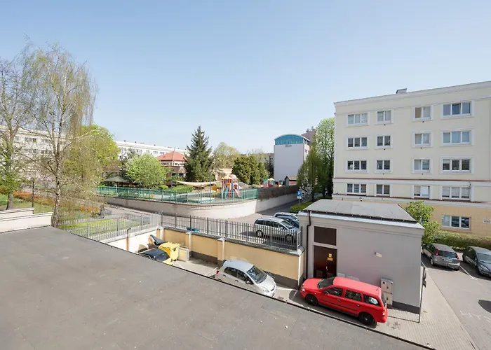 Nowolipki Now & Wow * Βαρσοβία